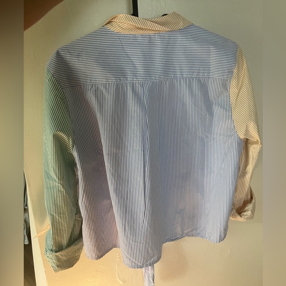 Brand new striped v neck button down with tie at the waist - Picture 3 of 3